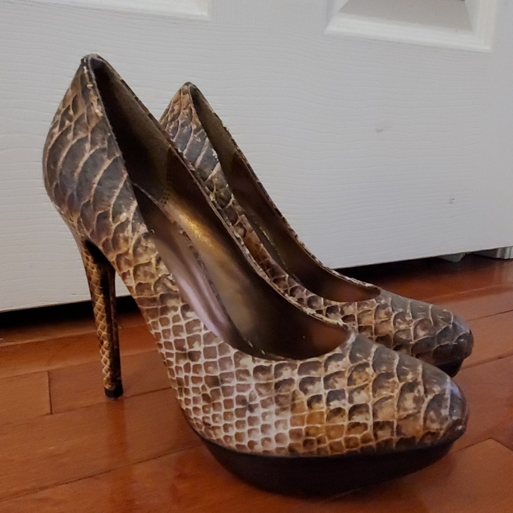 Bakers Pumps